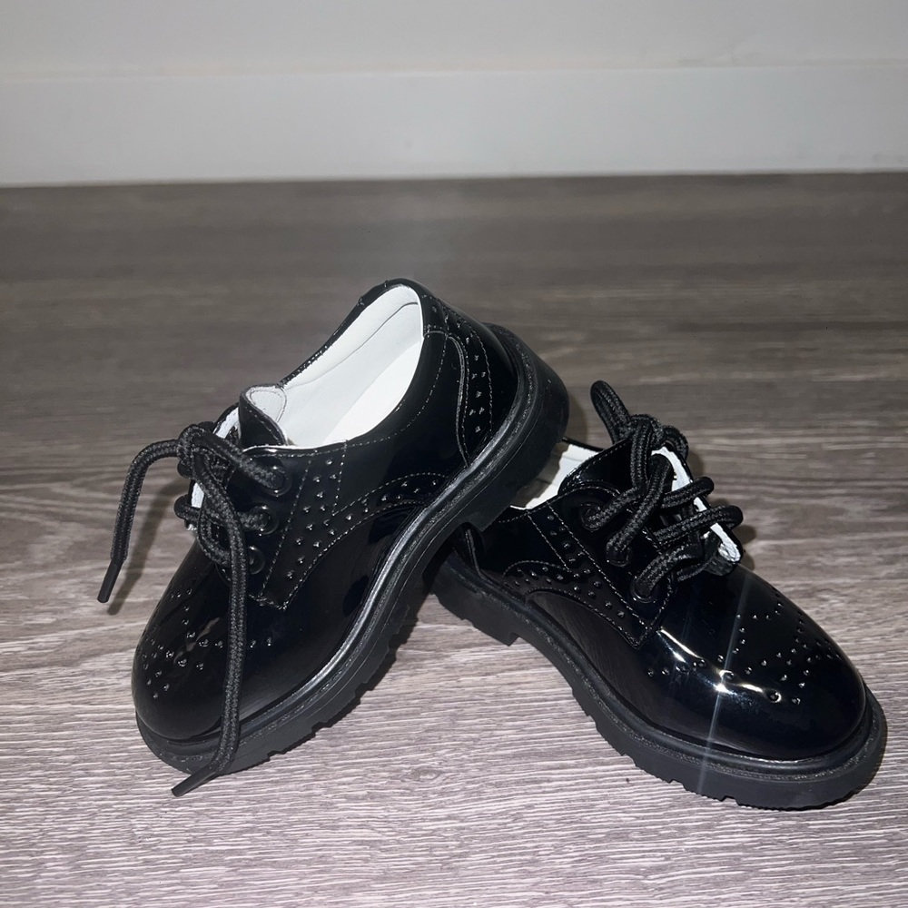 Toddler dress shoes